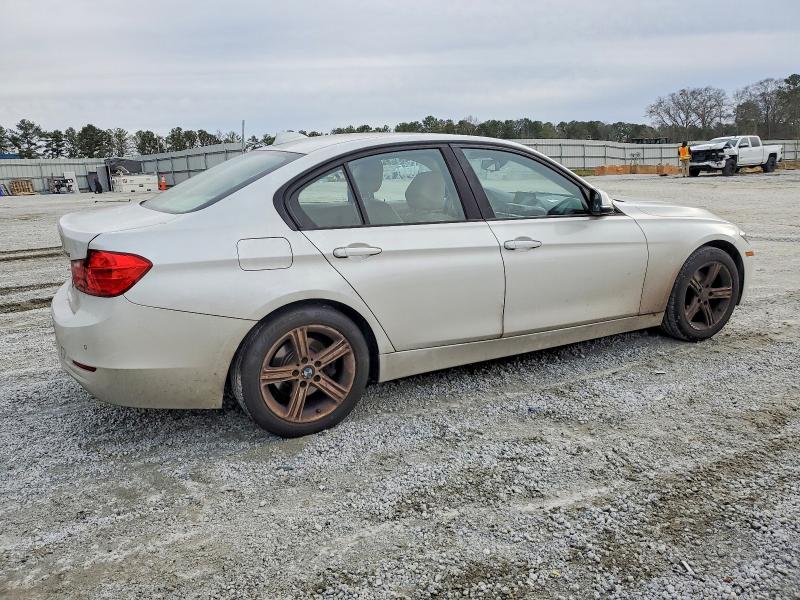 2014 BMW 3 series VIN WBA3A5G52ENP33263 COPART salvage auction — MINOR DENT/SCRATCHES, Ga - Certificate Of Title, sold $2,450 on 2026-08-26 (photo 3)