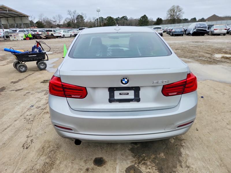 2018 BMW 3 series VIN WBA8A9C51JAH12542 COPART salvage auction — NORMAL WEAR, La - Dealer Only Clean Title, sold $3,550 on 2026-07-10 (photo 6)