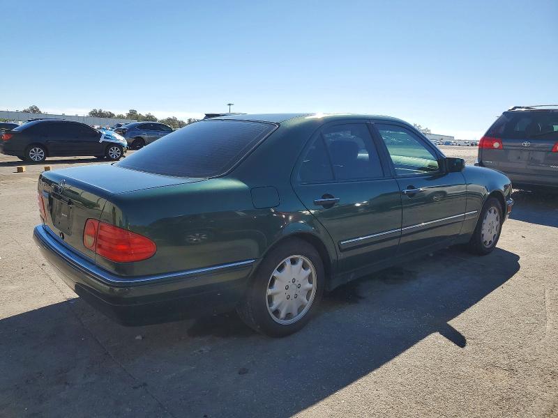 1997 Mercedes-benz E-class VIN WDBJF55FXVA435363 COPART salvage auction — NORMAL WEAR, In - Certificate Of Title, sold $1,050 on 2026-07-20 (photo 3)