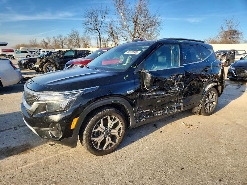 2021 Kia Seltos VIN KNDERCAA1M7217591 COPART salvage auction — SIDE, Mo - Salvage Certificate Of Title, sold $4,300 on 2026-07-14 (photo 1)