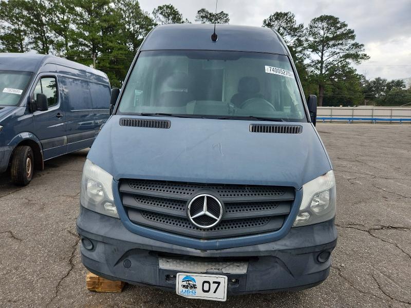 2018 Mercedes-benz Sprinter VIN WD3PE7CD6JP635573 COPART salvage auction — REAR END, Fl - Certificate Of Title, sold $3,250 on 2026-07-20 (photo 5)