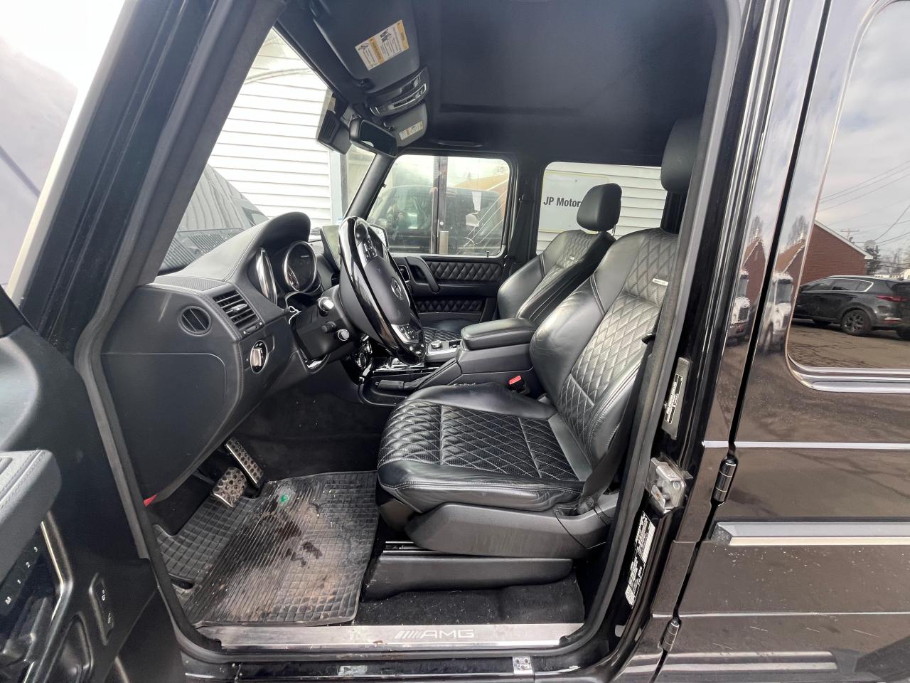 2017 Mercedes-benz G-class VIN WDCYC7DF6HX275774 COPART salvage auction — Minor Dent/Scratches, MA - CERTIFICATE OF TITLE (P), sold $47,000 on 2026-02-09 (photo 5)