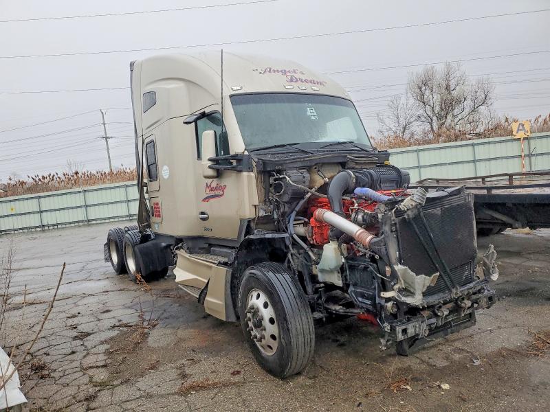 2023 Kenworth T680 VIN 1XKYD49X4PJ241650 — COPART salvage auction photo