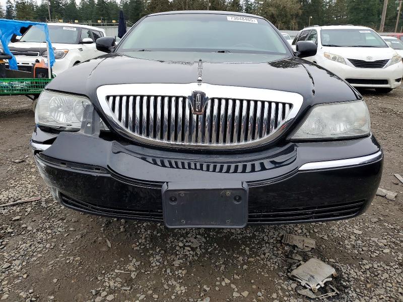 2011 Lincoln TOWN CAR VIN 2LNBL8FV2BX756642 COPART salvage auction — FRONT END, WA - BILL OF SALE, sold $200 on 2026-07-10 (photo 5)
