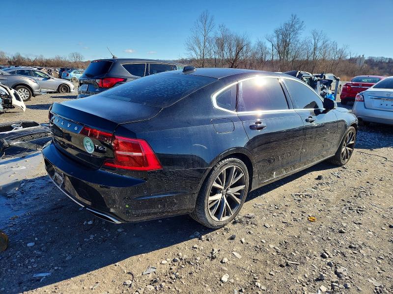 2018 Volvo S90 VIN LVY992MK9JP032354 COPART salvage auction — FRONT END, Mo - Salvage Certificate Of Title, sold $7,800 on 2026-07-27 (photo 3)