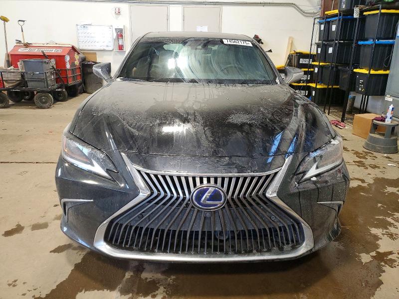 2021 Lexus ES VIN 58AB21B19MU012973 COPART salvage auction — SIDE, Salvage Title, sold $20,100 on 2026-07-09 (photo 5)