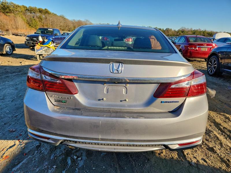 2017 Honda Accord VIN JHMCR6F30HC001214 COPART salvage auction — FRONT END, Md - Cert Of Salvage > 75% Damage, sold $375 on 2026-07-14 (photo 6)