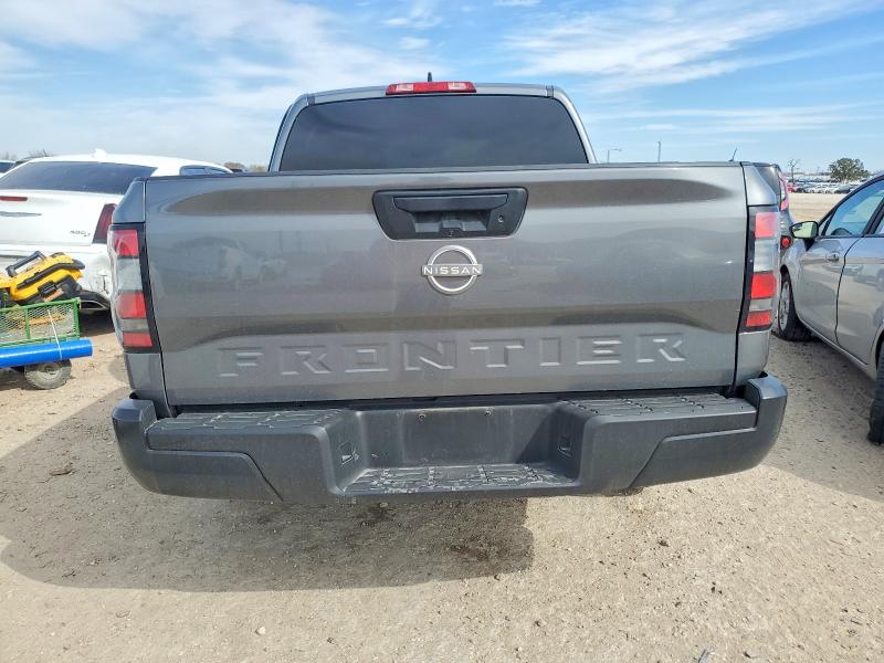 2023 Nissan Frontier VIN 1N6ED1EJ7PN638693 COPART salvage auction — SIDE, TX - SALVAGE VEHICLE TITLE, sold $8,300 on 2026-07-16 (photo 6)
