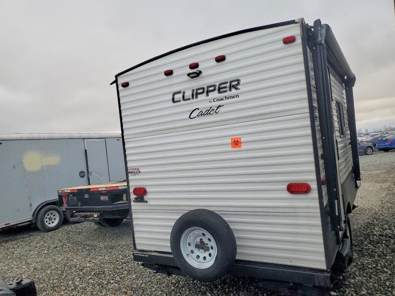 2019 Foresriver VIN 5ZT2CWECXKJ122799 COPART salvage auction — VANDALISM, CO - BILL OF SALE-PARTS ONLY, sold $875 on 2026-10-06 (photo 4)