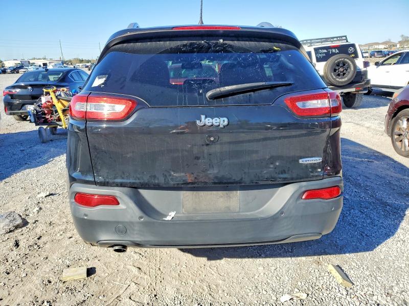 2017 Jeep Cherokee VIN 1C4PJLCB1HW613523 COPART salvage auction — FRONT END, Fl - Cert Of Title Slvg Rebuildable, sold $2,950 on 2026-07-08 (photo 6)
