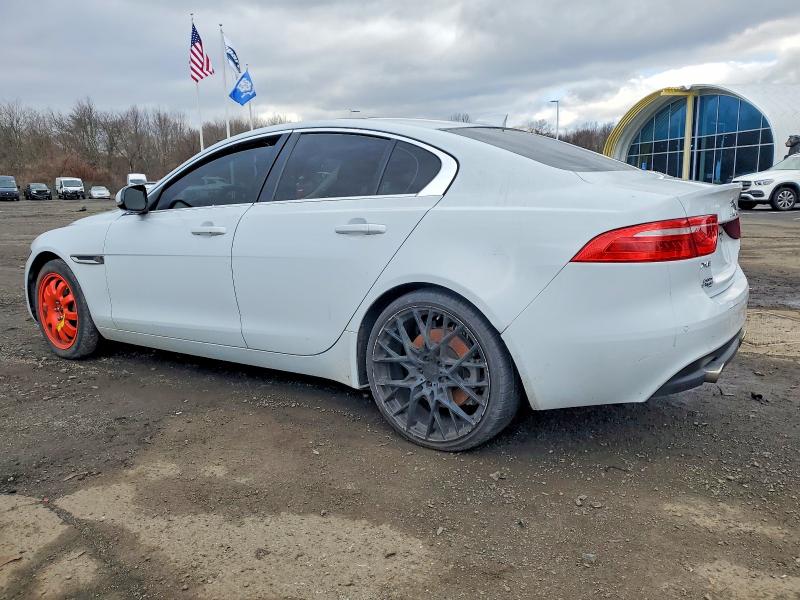 2018 Jaguar Xe VIN SAJAN4EV3JCP17768 COPART salvage auction — MINOR DENT/SCRATCHES, CT - CERTIFICATE OF TITLE, sold $5,500 on 2026-07-31 (photo 2)