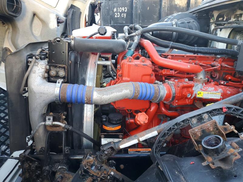 2016 Volvo Vnl VIN 4V4N39TG5GN965609 COPART salvage auction — NORMAL WEAR, In - Dealer Only Clean Title, sold $5,100 on 2026-08-05 (photo 7)