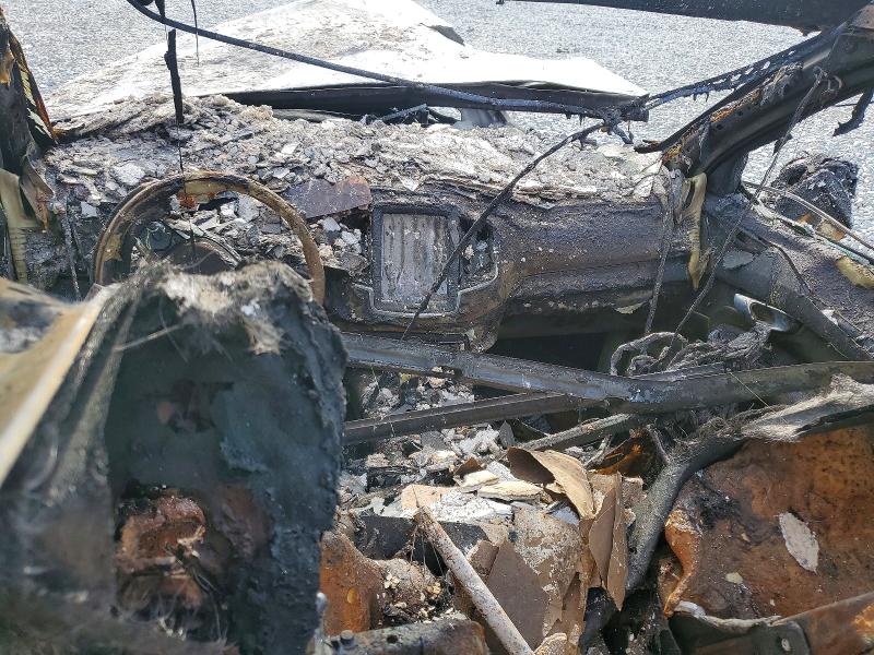 2022 Volvo Xc90 VIN YV4102CK9N1825739 COPART salvage auction — ENGINE BURN, Fl - Certificate Of Destruction, sold $425 on 2026-08-03 (photo 8)