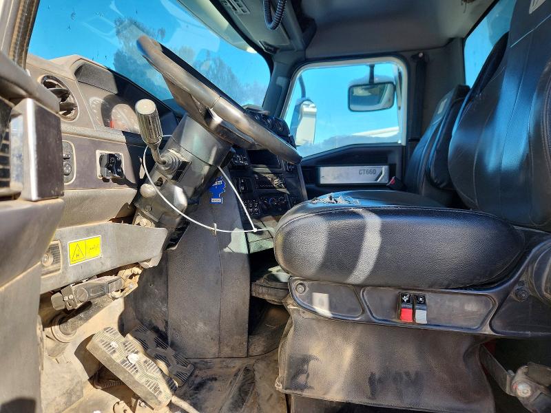 2016 Caterpillar Ct660 VIN 3HTJGTKT0GN003428 COPART salvage auction — ALL OVER, CO - PUBLIC - SALVAGE TITLE, sold $9,200 on 2026-07-23 (photo 5)