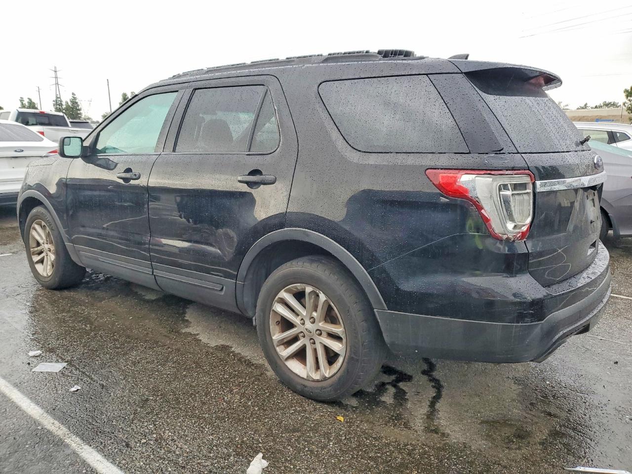2016 Ford Explorer VIN 1FM5K7B84GGA04108 COPART salvage auction — Minor Dent/Scratches, CA - DIS/DLR/EXP ONLY CLEAN TITLE, sold $525 on 2026-06-30 (photo 2)
