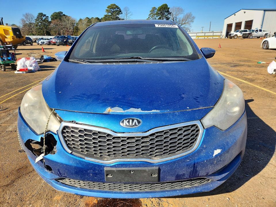 2014 Kia Forte VIN KNAFX4A84E5050909 COPART salvage auction — FRONT END, Ok - Cert Of Title-Salvage, sold $650 on 2026-07-13 (photo 5)