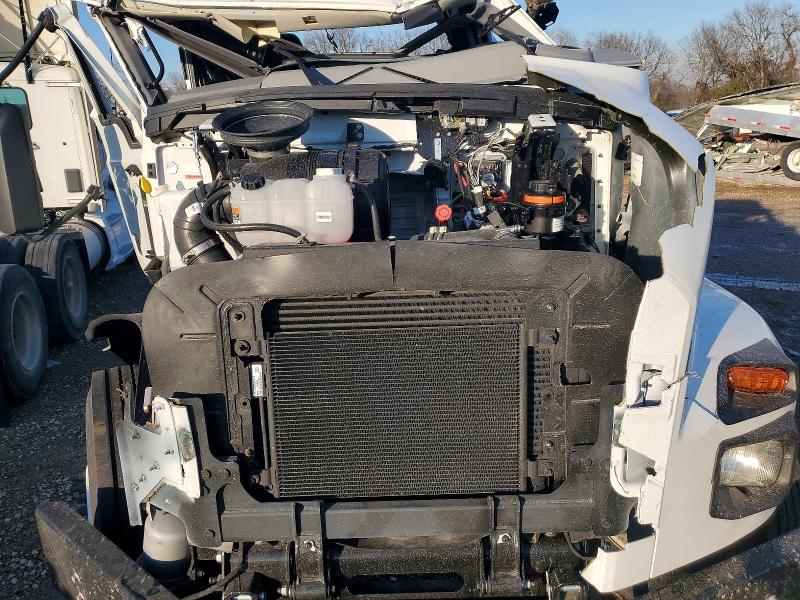 2026 Mack Md VIN 1M2MDBAA5TS019382 COPART salvage auction — ALL OVER, TX - NONREPAIRABLE TITLE, sold $5,000 on 2026-07-09 (photo 7)