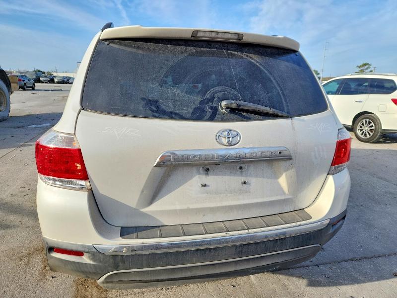 2011 Toyota Highlander VIN 5TDYK3EH4BS039431 COPART salvage auction — FRONT END, LA - CERT OF TITLE-SALVAGE FLOOD, sold $125 on 2026-07-29 (photo 6)