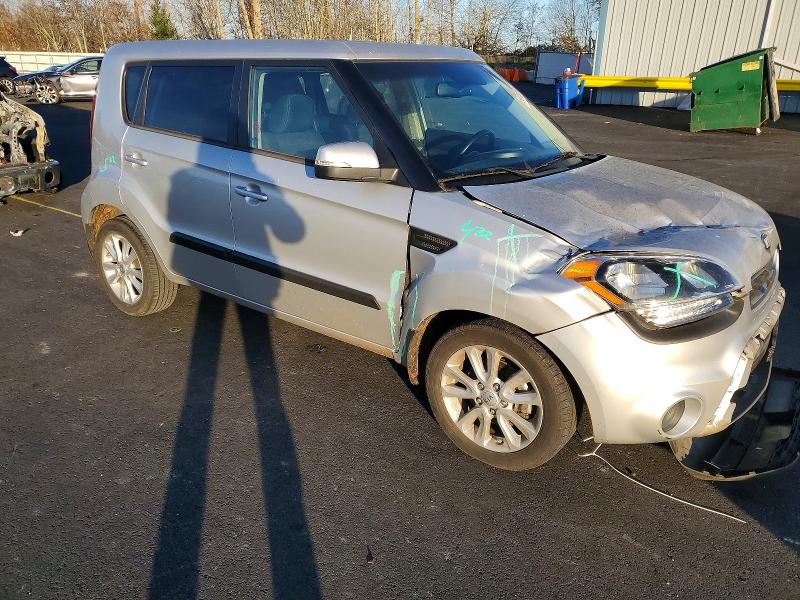 2013 Kia Soul VIN KNDJT2A6XD7537711 COPART salvage auction — FRONT END, OR - LIEN PAPERS SALVAGE, sold $525 on 2026-07-13 (photo 4)