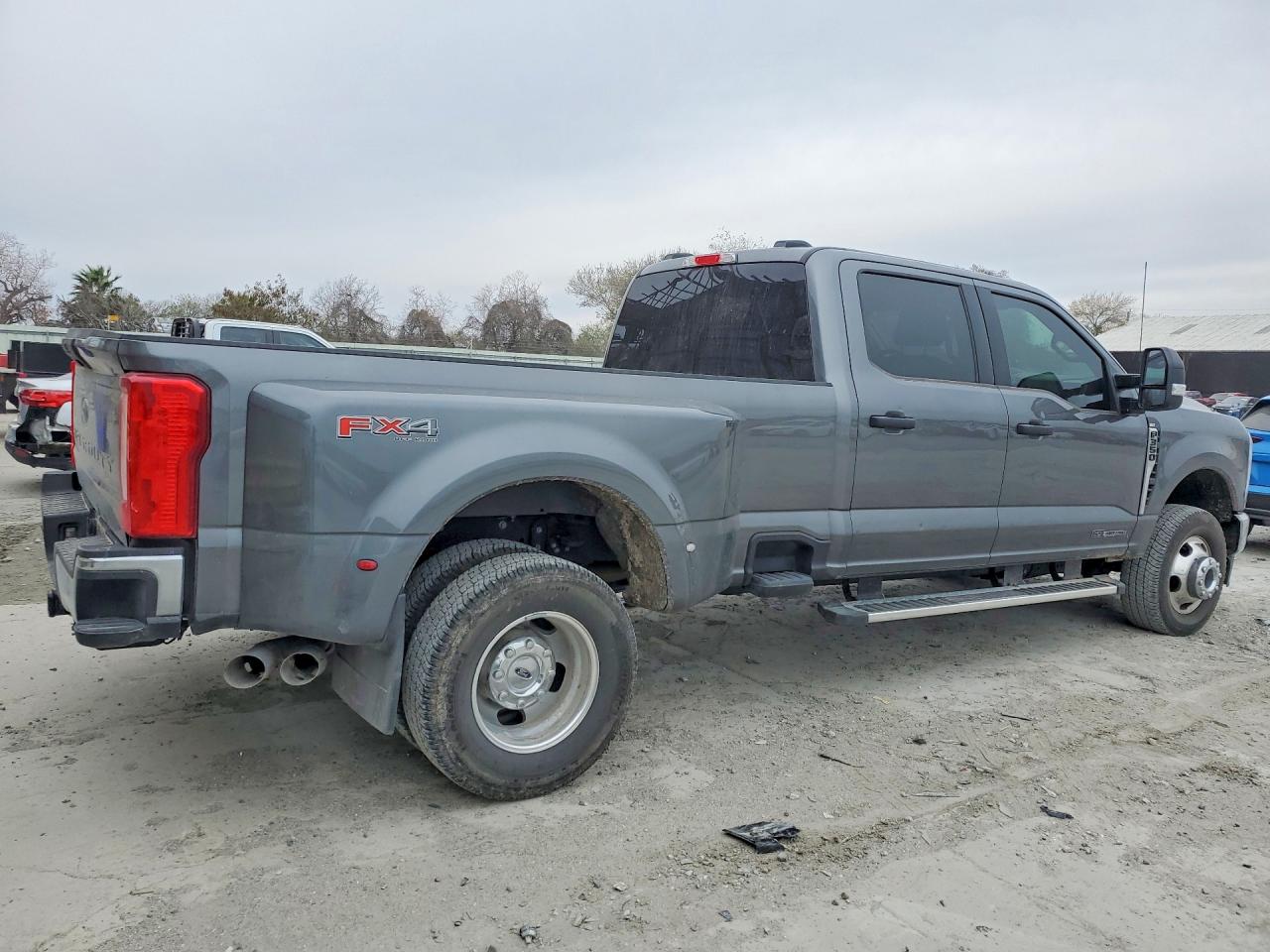 2025 Ford F-350 super duty VIN 1FT8W3DT6SEC67625 COPART salvage auction — Hail, TX - CERTIFICATE OF TITLE, sold $45,500 on 2026-05-11 (photo 3)