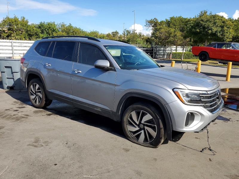 2025 Volkswagen Atlas VIN 1V2WR2CA4SC545568 COPART salvage auction — FRONT END, FL - CERT OF TITLE SLVG REBUILDABLE, sold $9,800 on 2026-07-28 (photo 4)