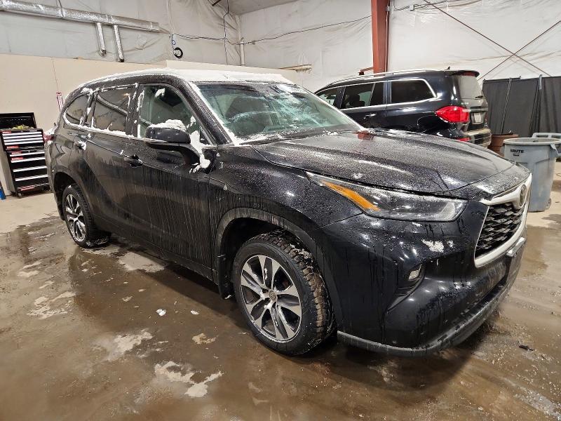 2024 Toyota Highlander VIN 5TDKDRBH0RS550555 COPART salvage auction — REAR END, VT - CERT OF TITLE-PARTS ONLY SALVA, sold $18,500 on 2026-07-13 (photo 4)