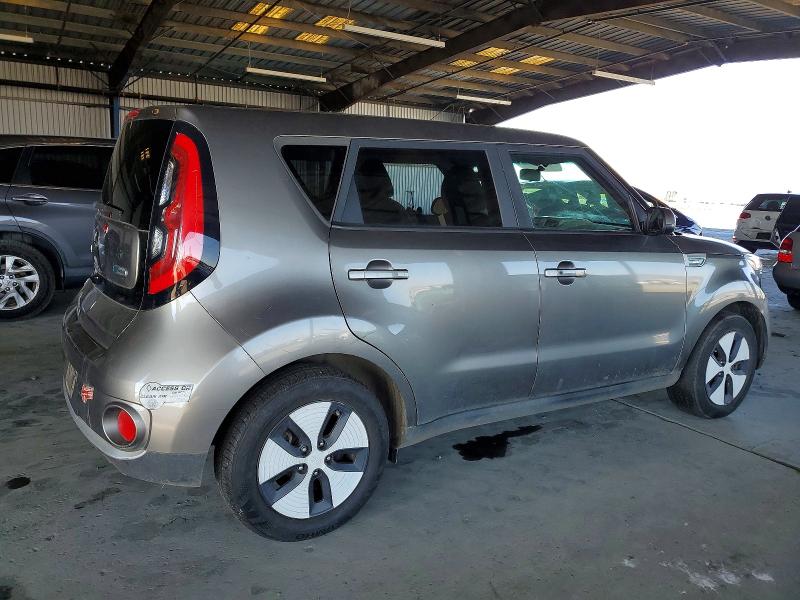 2017 Kia Soul VIN KNDJP3AE3H7022248 COPART salvage auction — MECHANICAL, CA - DLR/DIS/EXP ONLY SALVAGE TITLE, sold $150 on 2026-07-23 (photo 3)