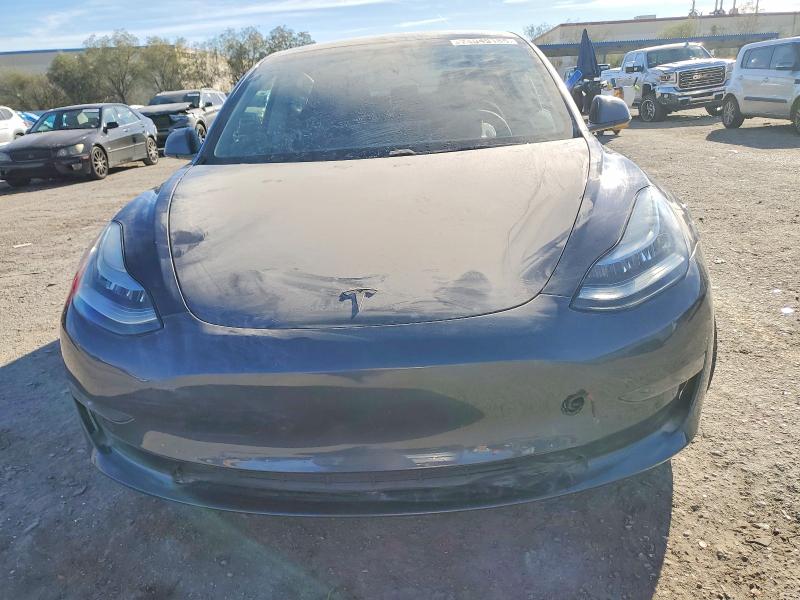 2019 Tesla Model 3 VIN 5YJ3E1EB5KF386871 COPART salvage auction — SIDE, Nv - Salvage Title, sold $6,100 on 2026-07-07 (photo 5)
