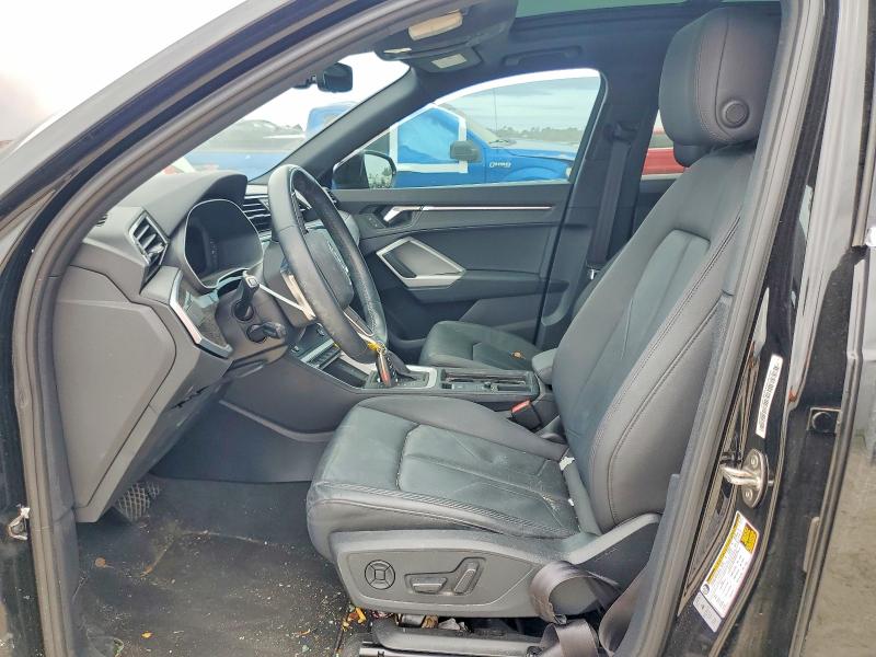 2021 Audi Q3 VIN WA1AUCF33M1104780 COPART salvage auction — SIDE, Tx - Salvage Vehicle Title, sold $6,300 on 2026-07-21 (photo 7)