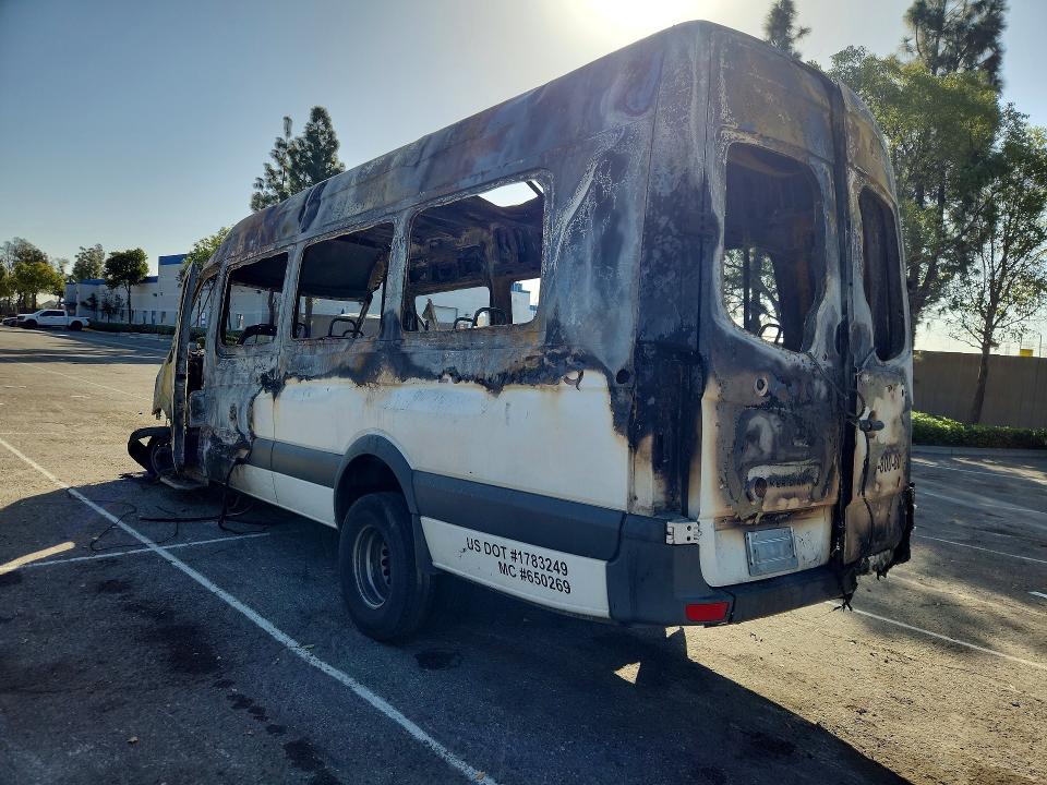 2014 Mercedes-benz Sprinter VIN WD3PF4CC1E5881368 COPART salvage auction — BURN, Ca - Non-Repairable Vehicle Cert, sold $150 on 2026-08-04 (photo 2)