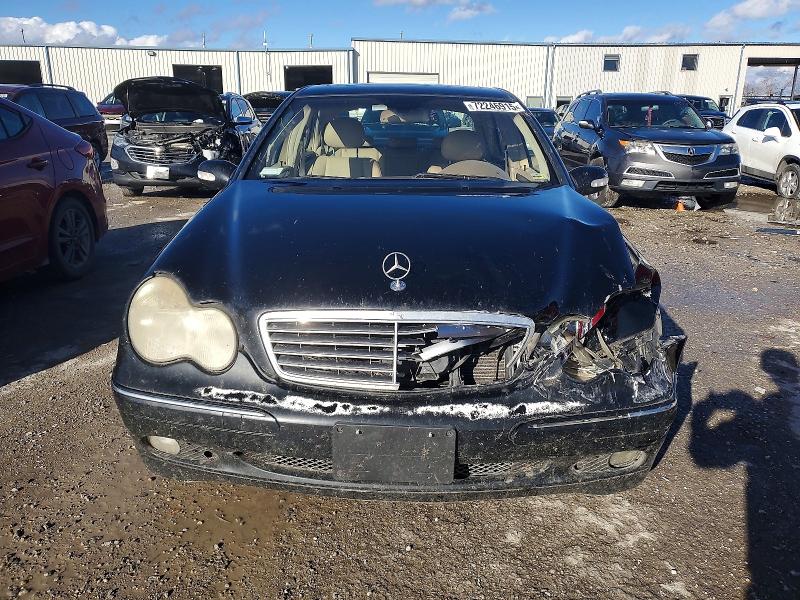 2004 Mercedes-benz C-klasse VIN WDBRF81J44F442700 COPART salvage auction — FRONT END, Ks - Cert Of Title-Salvage, sold $375 on 2026-08-11 (photo 5)