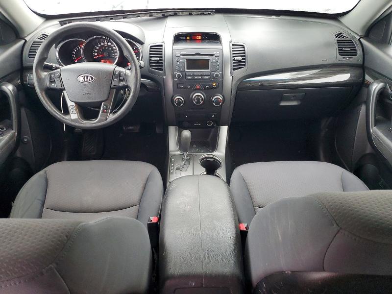 2013 Kia Sorento VIN 5XYKT3A65DG404934 COPART salvage auction — REAR END, On - Permit No Brand - Unfit, sold $625 on 2026-07-28 (photo 8)