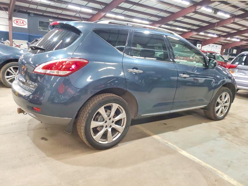 2014 Nissan Murano VIN JN8AZ1MW7EW527055 COPART salvage auction — MINOR DENT/SCRATCHES, Vt - Certificate Of Title, sold $4,900 on 2026-07-31 (photo 3)