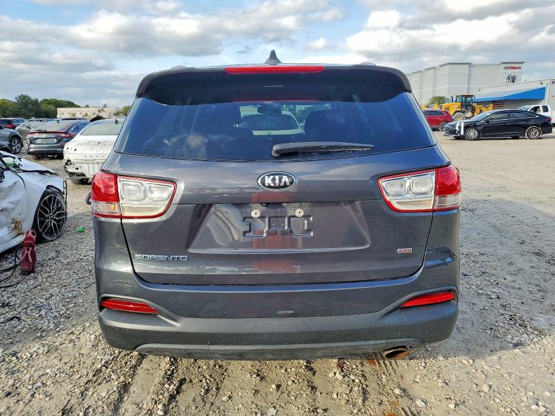 2018 Kia Sorento VIN 5XYPG4A38JG344438 COPART salvage auction — WATER/FLOOD, Fl - Cert Of Title-Slvg Rebld Flood, sold $3,600 on 2026-07-14 (photo 6)