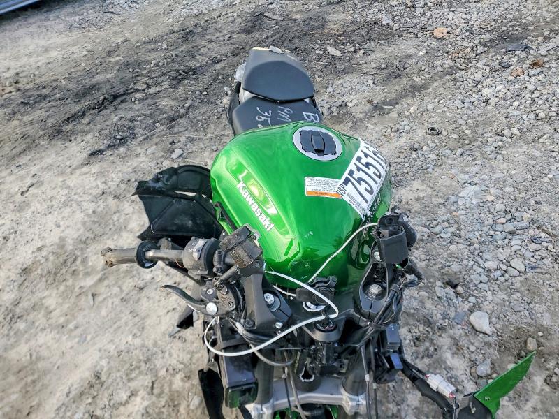 2025 Kawasaki Zx1100 VIN JKAZXBJ15SA000234 COPART salvage auction — ALL OVER, Ga - Cert Of Title-Salvage, sold $2,975 on 2026-07-30 (photo 5)