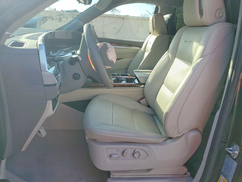 2026 Cadillac Escalade esv VIN 1GYS9MKL8TR130051 COPART salvage auction — Front End, FL - CERT OF TITLE SLVG REBUILDABLE, sold $38,750 on 2026-04-08 (photo 7)