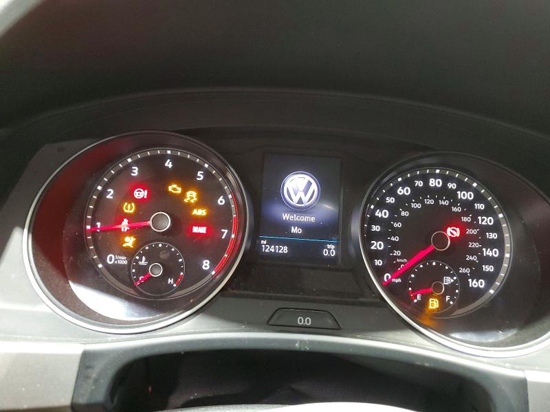 2018 Volkswagen Atlas VIN 1V2LR2CA3JC530240 COPART salvage auction — REAR END, Id - Salvage Certificate Of Title, sold $3,150 on 2026-08-10 (photo 9)