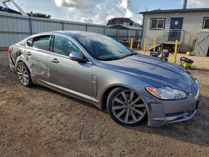 2011 Jaguar Xf VIN SAJWA0GB3BLS10982 COPART salvage auction — SIDE, Hi - Certificate Of Salvage, sold $375 on 2026-07-27 (photo 4)