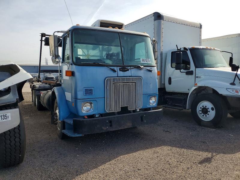2004 Autocar Unknown VIN 5VCDC6BE34H200370 COPART salvage auction — SIDE, AZ - CERTIFICATE OF TITLE, sold $4,600 on 2026-07-14 (photo 1)