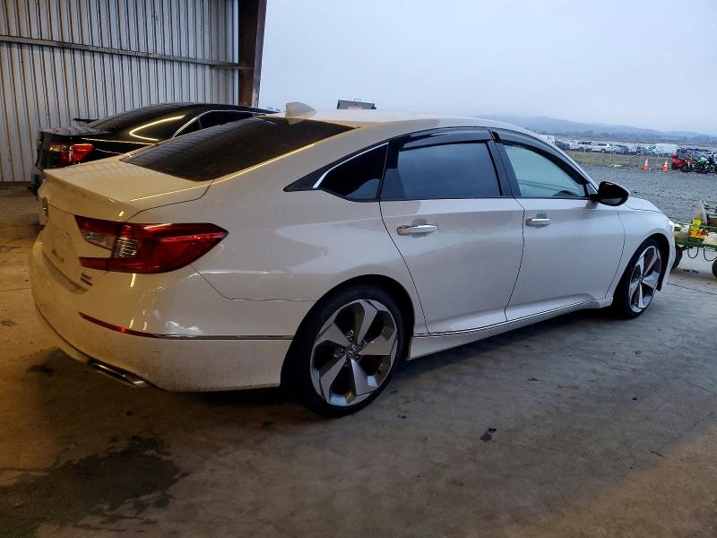 2019 Honda Accord VIN 1HGCV2F91KA021793 COPART salvage auction — VANDALISM, Ca - Salvage Certificate, sold $6,900 on 2026-07-02 (photo 3)