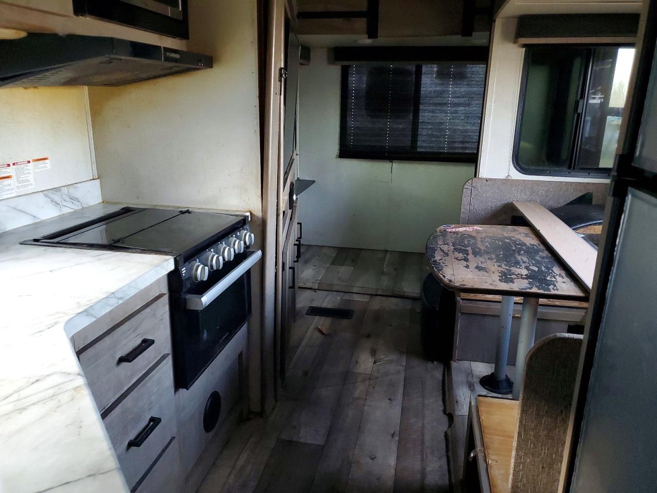 2021 Kyrv Cch VIN 4YDT25226MB452898 COPART salvage auction — Minor Dent/Scratches, CA - CERTIFICATE OF TITLE, sold $7,100 on 2026-02-20 (photo 6)