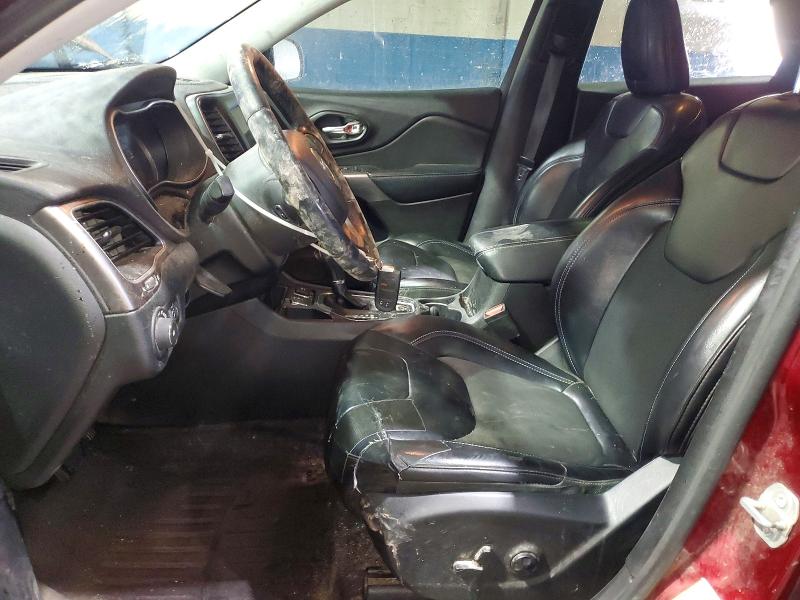 2019 Jeep Cherokee VIN 1C4PJLLB4KD165149 COPART salvage auction — MINOR DENT/SCRATCHES, MI - CERTIFICATE OF TITLE, sold $1,300 on 2026-07-09 (photo 7)