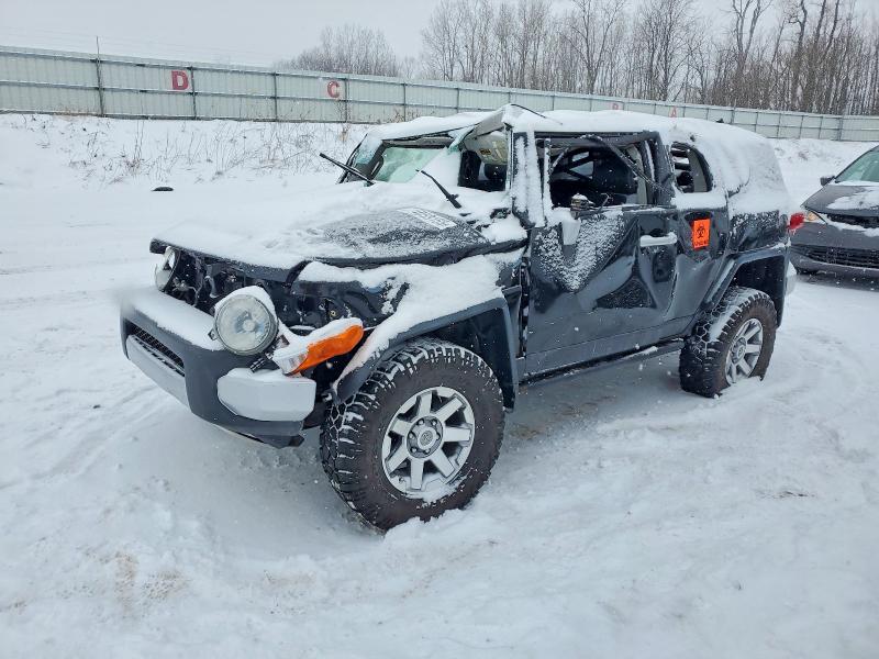 2007 Toyota Fj cruiser VIN JTEBU11F870067280 COPART salvage auction — ROLLOVER, Mi - Certificate Of Title, sold $2,600 on 2026-07-15 (photo 1)