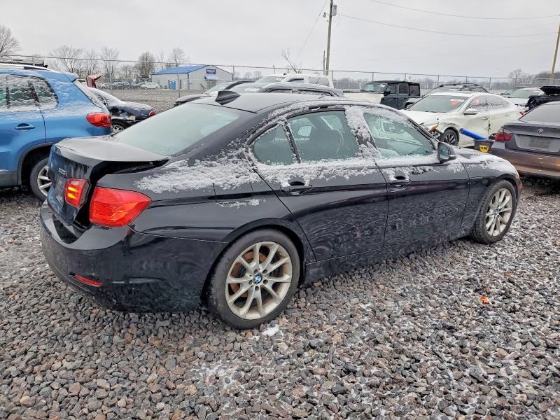 2013 BMW 3er VIN WBA3B1C51DK129506 COPART salvage auction — REAR END, IN, sold $550 on 2026-08-11 (photo 3)