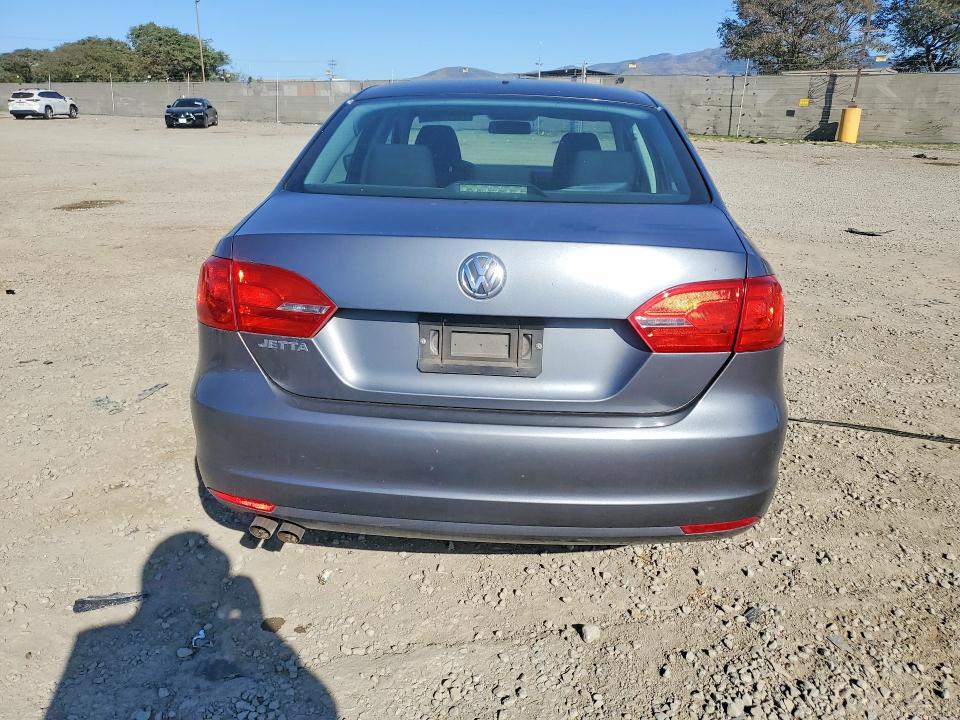 2014 Volkswagen Jetta VIN 3VW2K7AJ2EM444999 COPART salvage auction — FRONT END, Other, sold $825 on 2026-08-07 (photo 6)
