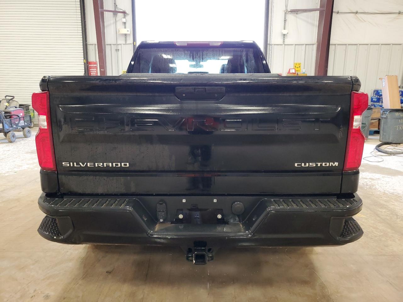 2021 Chevrolet Silverado VIN 1GCRWBEK0MZ258113 COPART salvage auction — FRONT END, Salvage Title, sold $9,200 on 2025-05-22 (photo 6)
