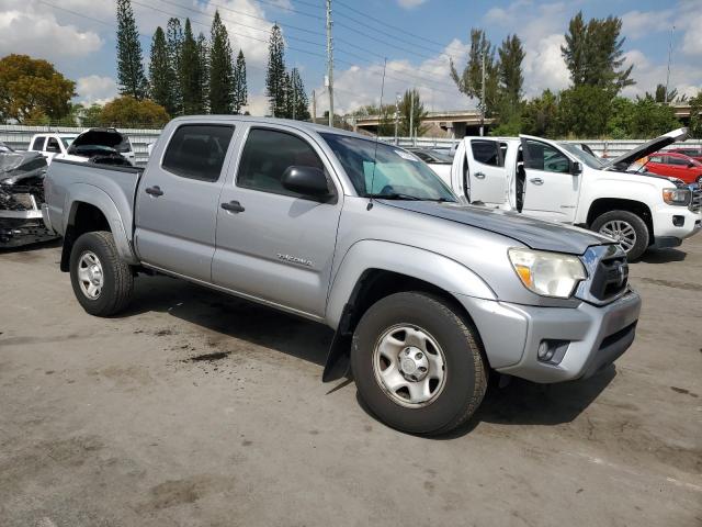 2015 Toyota Tacoma VIN 5TFJU4GN4FX071610 COPART salvage auction — FRONT END, FL - CERTIFICATE OF DESTRUCTION, sold $4,050 on 2026-07-27 (photo 4)