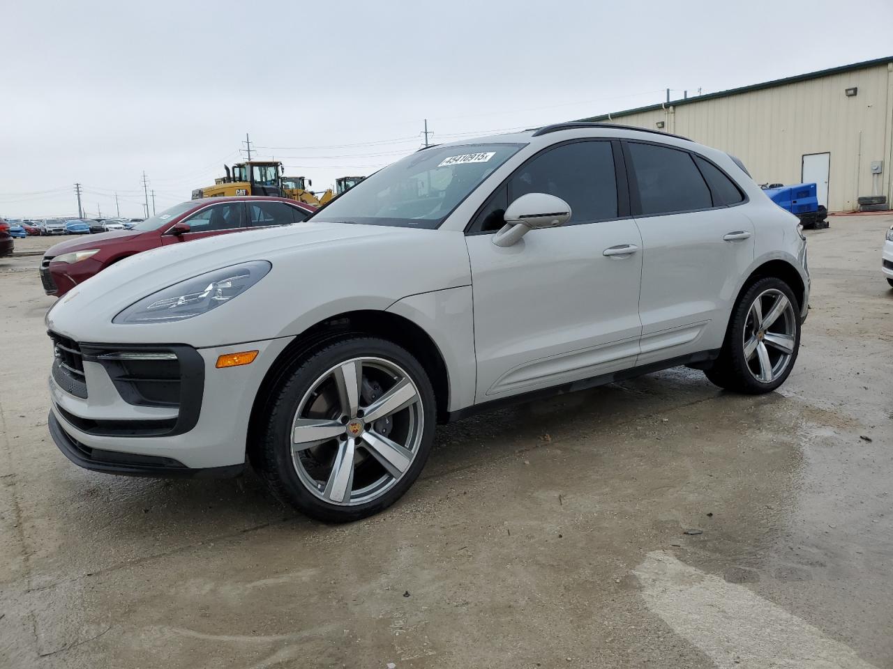 2024 PORSCHE MACAN BASE VIN WP1AA2A52RLB03938 — COPART salvage auction photo