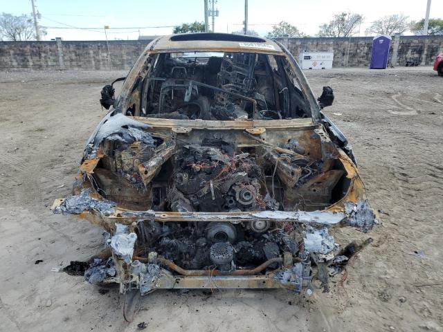 2019 BMW 3er VIN WBA5R1C59KAK11300 COPART salvage auction — BURN, Fl - Certificate Of Destruction, sold $325 on 2026-08-10 (photo 5)