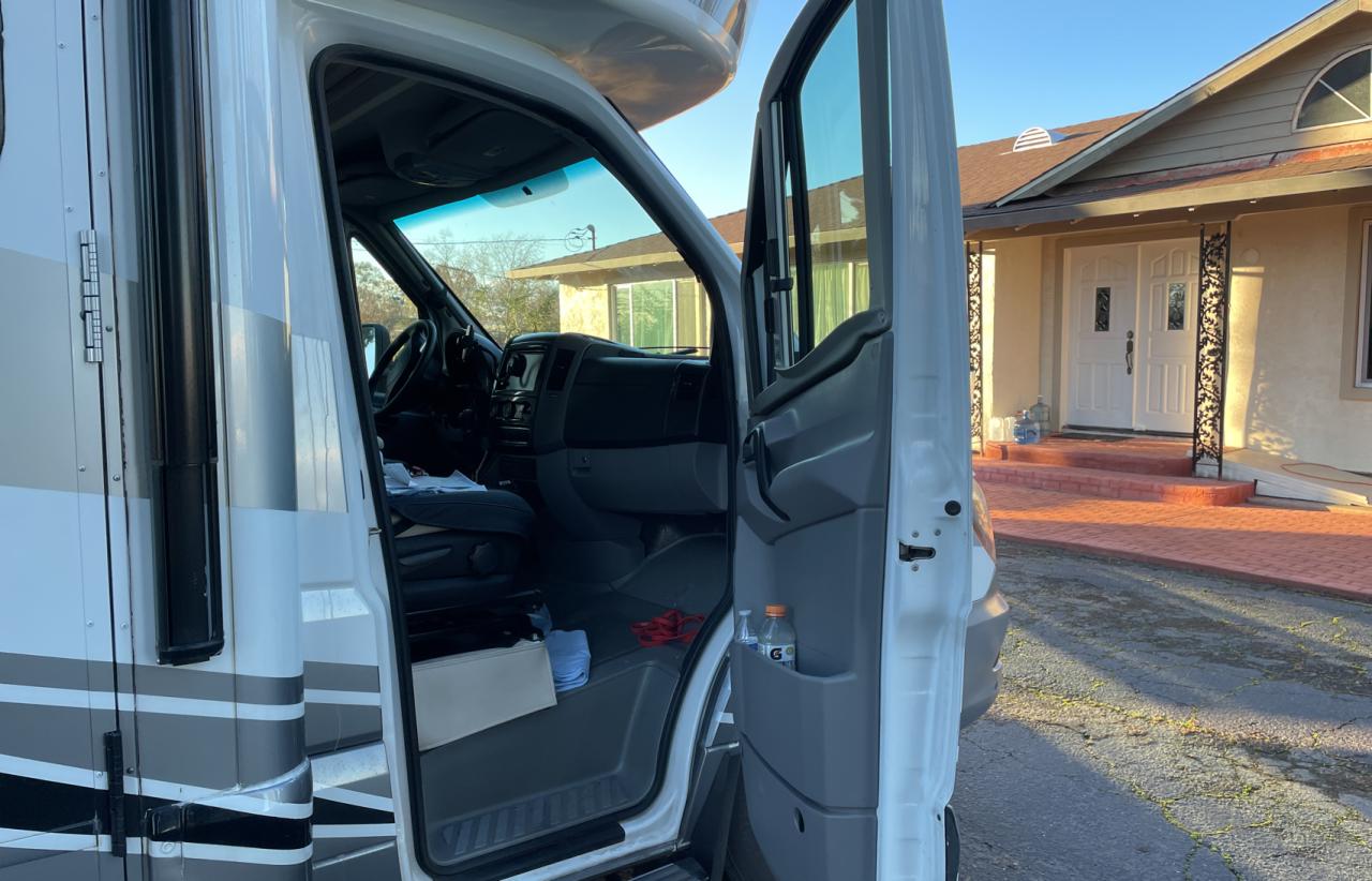 2017 Mercedes Benz VIN WDAPF4CC8H9708677 COPART salvage auction — Damage History, OR - CERT OF TITLE-RECONSTRUCTED (P), sold $47,250 on 2025-02-25 (photo 5)